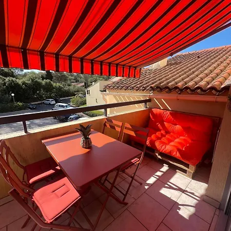 Avec Piscine Et Parking, Saint-raphael - La De Mina *